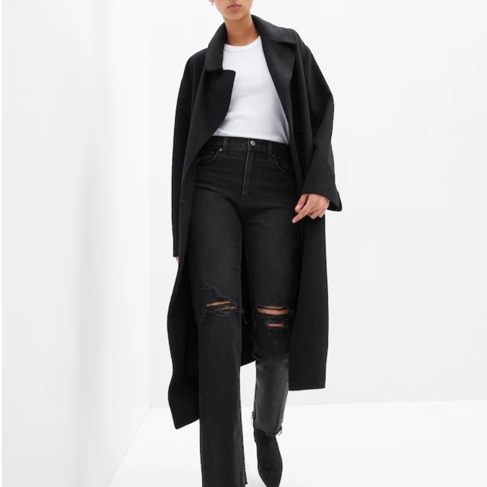 High Rise Cheeky Straight Jeans